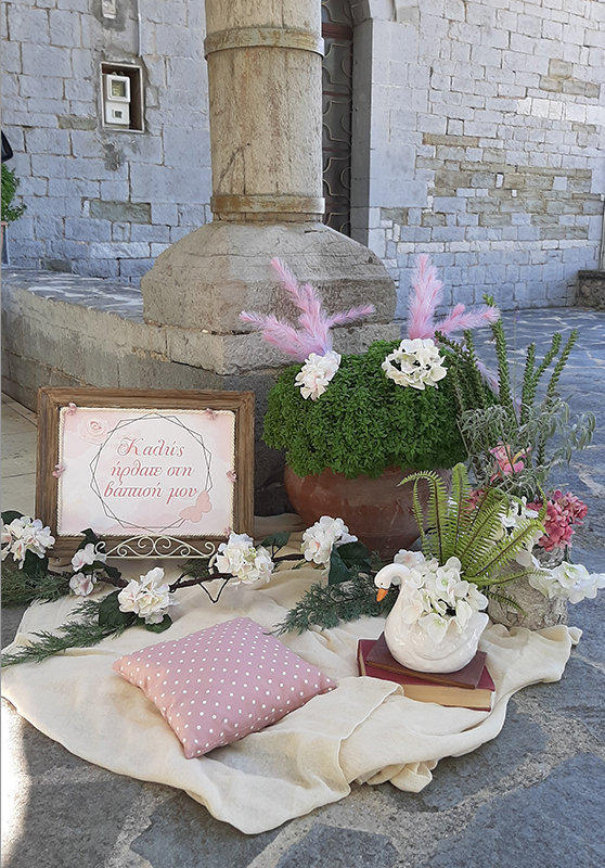 Romantic christening theme!