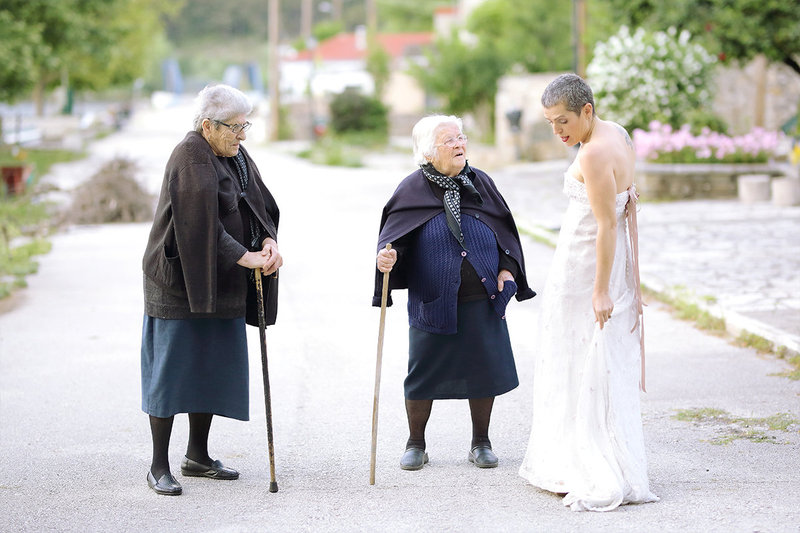 Wedding inspiration on the Island in Pamvotida Lake!