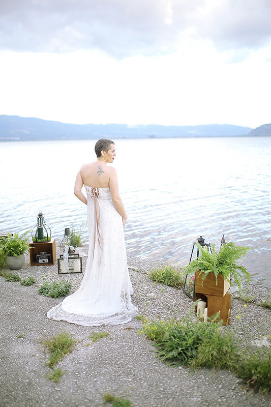 Wedding inspiration on the Island in Pamvotida Lake!