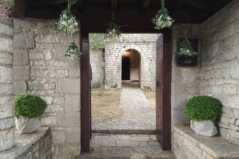 Olive themed wedding in Zagorochoria!