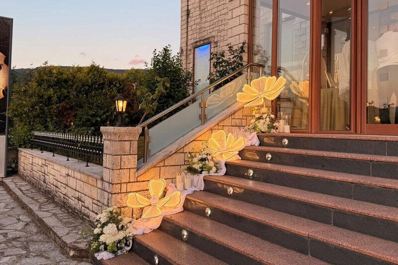 White summer wedding !