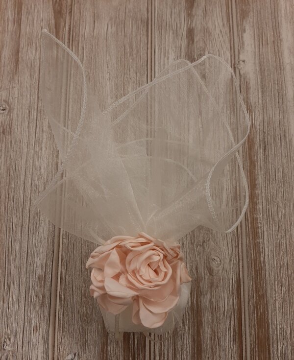 Favor with handmade silk flower