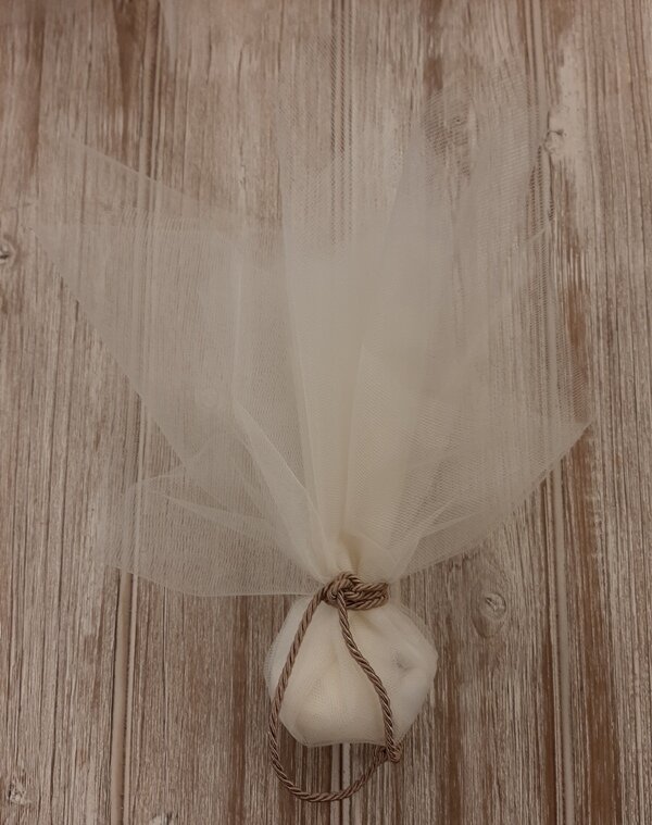 Tulle wedding favor