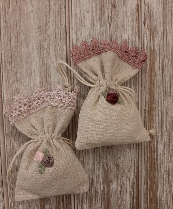 Favor linen pouch